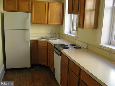 158 N Indian Aly, Winchester, VA 22601 - photo 5