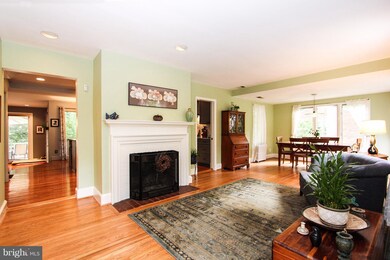 7309 Glenside Dr, Takoma Park, MD 20912 - photo 3