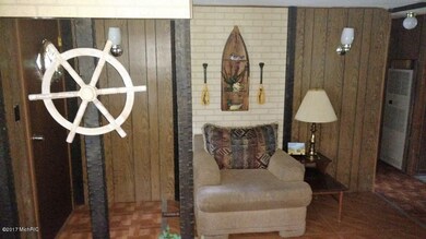 8217 W Oakwood Ave, Baldwin, MI 49304 - photo 5