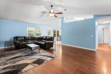 2816MohicanWay-19