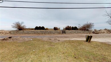 Front Lake Erie View with observation area