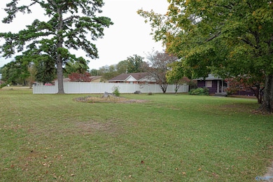 1626 Danville Rd SW, Decatur, AL 35601 - photo 3