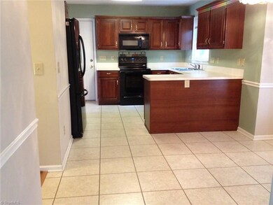 4226 Braddock Rd, High Point, NC 27265 - photo 4