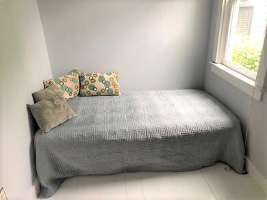 11conantbdrm2