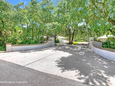 2559 Hooper Rd, Cocoa, FL 32926 - photo 2