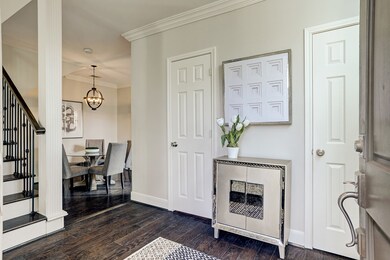 250 E 5th St, Houston, TX 77007 - photo 3