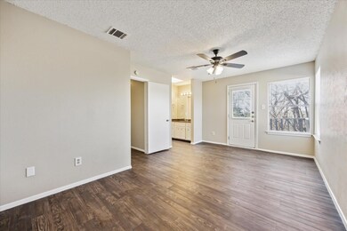 Unfurnished room with ceiling fan, wood finished 