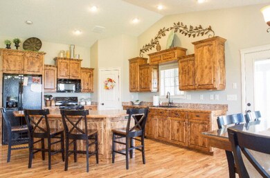 385 N 850 W, Blackfoot, ID 83221 - photo 2