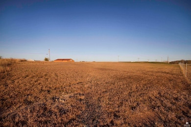 2001 N Spring Valley Rd, Junction City, KS 66441 - photo 3