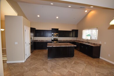 8288 W Canvasback Ln, Tucson, AZ 85757 - photo 6