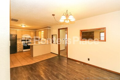 2981 W 66th St, Tulsa, OK 74132 - photo 3