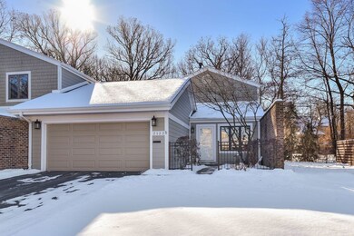2122 Timber Ln unit 3131, Wheaton, IL 60189 - photo 2