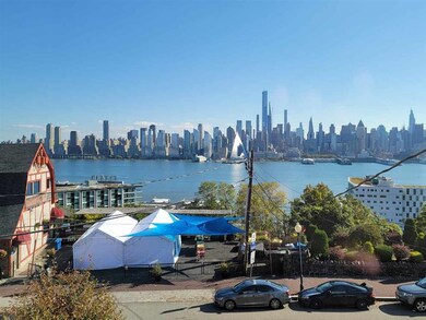 961 Boulevard E, Weehawken, NJ 07086 - photo 3