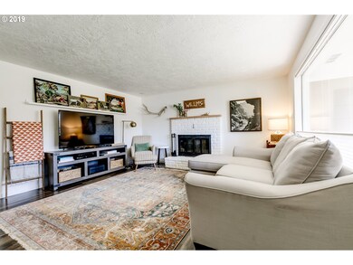 1765 Brewer Ave, Eugene, OR 97401 - photo 4