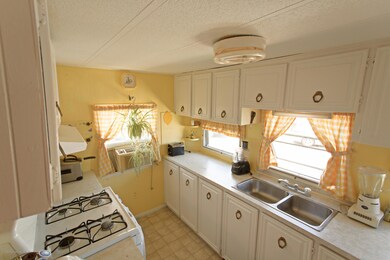 Kitchen 7