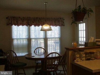 12724 Banner Plantation Dr, Fredericksburg, VA 22407 - photo 3