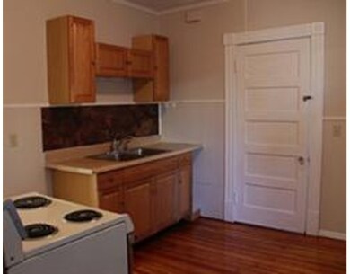 59 Gilmore St unit 3, Chicopee, MA 01013 - photo 4