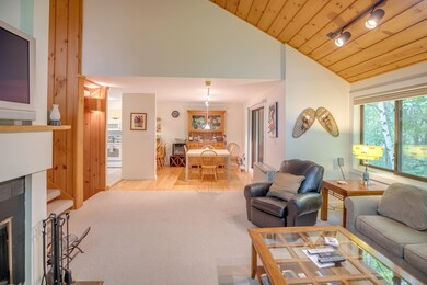 37 Clearbrook Rd unit 2, Lincoln, NH 03251 - photo 6