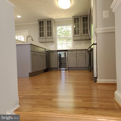 39552 Jarrell Dr, Mechanicsville, MD 20659 - photo 4