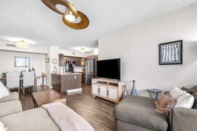 Tower Condominium at Cityplace unit 410, West Palm Beach, FL 33401 - photo 7