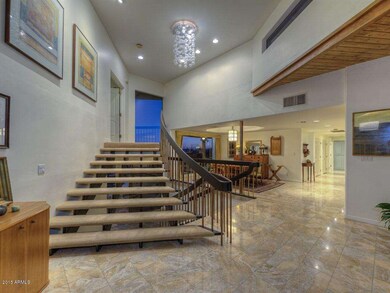 002_Foyer and Dining Room