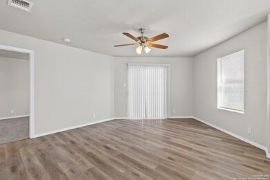 11019 Dublin Field, San Antonio, TX 78254 - photo 5