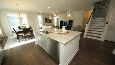 Harbor-Oak-C-3129_West-Lake_Lot-113_Open