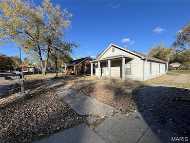 939 Grand Ave, Caruthersville, MO 63830 - photo 2