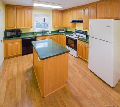 And an island for easy meal prep