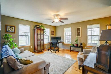 2763 Sunflower Dr, Fitchburg, WI 53711 - photo 4