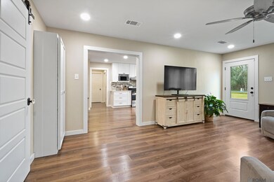 46316 Louisiana 22, Saint Amant, LA 70774 - photo 6