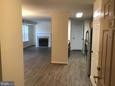 9800 Lake Pointe Ct unit 101, Upper Marlboro, MD 20774 - photo 6