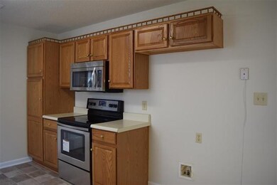 120 Camelot Place, Warner Robins, GA 31093 - photo 4