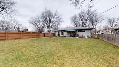 697 Westbrook Dr, North Tonawanda, NY 14120 - photo 5