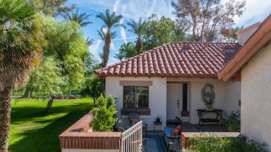 112 Sarona Cir, Palm Desert, CA 92211 - photo 2