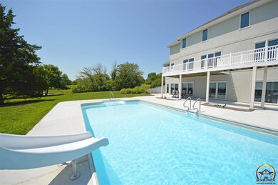 7930 SW Huntoon St, Topeka, KS 66615 - photo 5