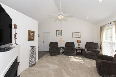 97 Rotunda Cir, Asheville, NC 28806 - photo 7