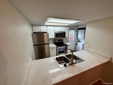 453 S Kittredge St unit G, Aurora, CO 80017 - photo 3