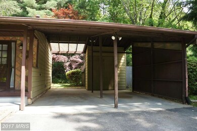 11601 Cherry Grove Dr, North Potomac, MD 20878 - photo 2