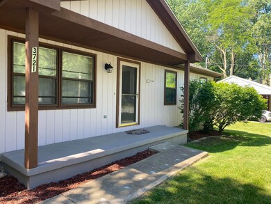 3721 Cooley Dr, Lansing, MI 48911 - photo 3