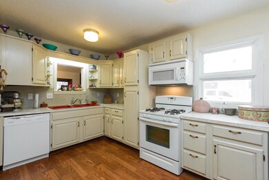 513_8th_st_MLS_HID1087247_ROOMkit