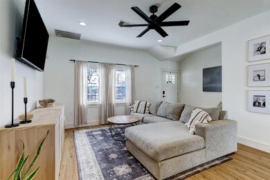 2417 Woodard St, Houston, TX 77026 - photo 7