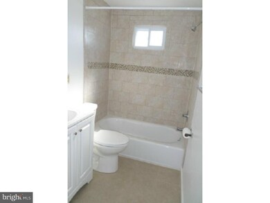 1217 Leiper St, Crum Lynne, PA 19022 - photo 7