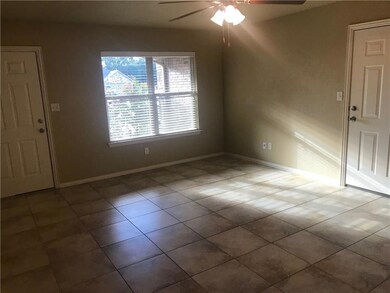 4201 Donna Ct, Granbury, TX 76049 - photo 4