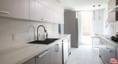 4822 Van Noord Ave unit 6, Sherman Oaks, CA 91423 - photo 5