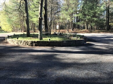 394 Matfield St, West Bridgewater, MA 02379 - photo 4