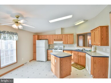 2 Dove Ln, Royersford, PA 19468 - photo 7