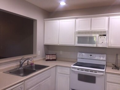 205 Camellia Ct unit 205, Brunswick, GA 31520 - photo 6