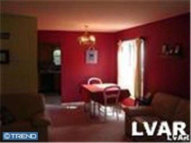 652 Furnace St, Emmaus, PA 18049 - photo 3