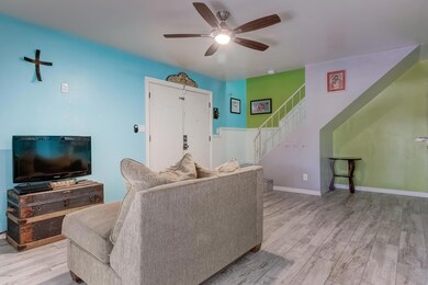 8126 N 32nd Dr-8